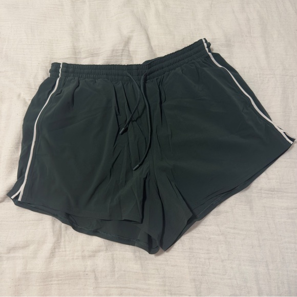 Court Rival High-Rise Short 3" - legacy green/white - Picture 1 of 5